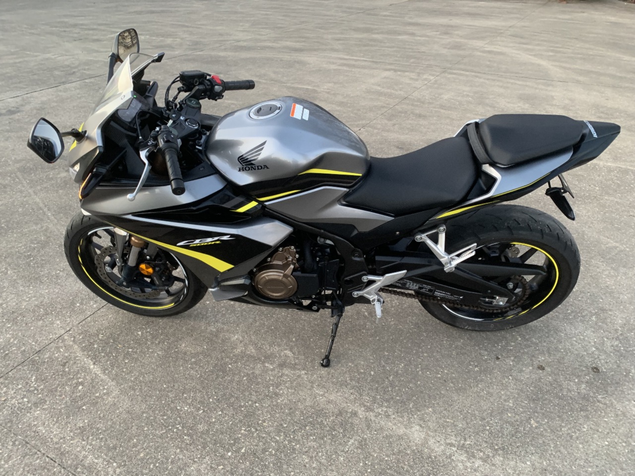 2022 Honda CBR500R ABS